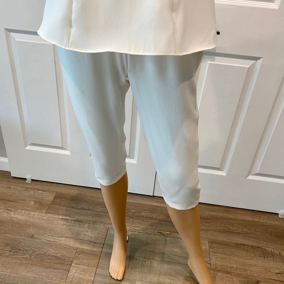 MARCHESA NOTTE SZ 10 WHITE HALTER JUMPSUIT - Picture 7 of 14